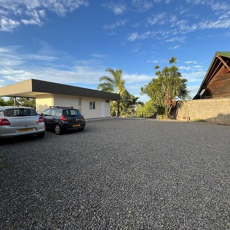 Ononui Lodge Airport, Ocean-View, Private Bathroom And Balcony, Free Wifi And Parking, On-Site Car Rental Faaa ภายนอก รูปภาพ