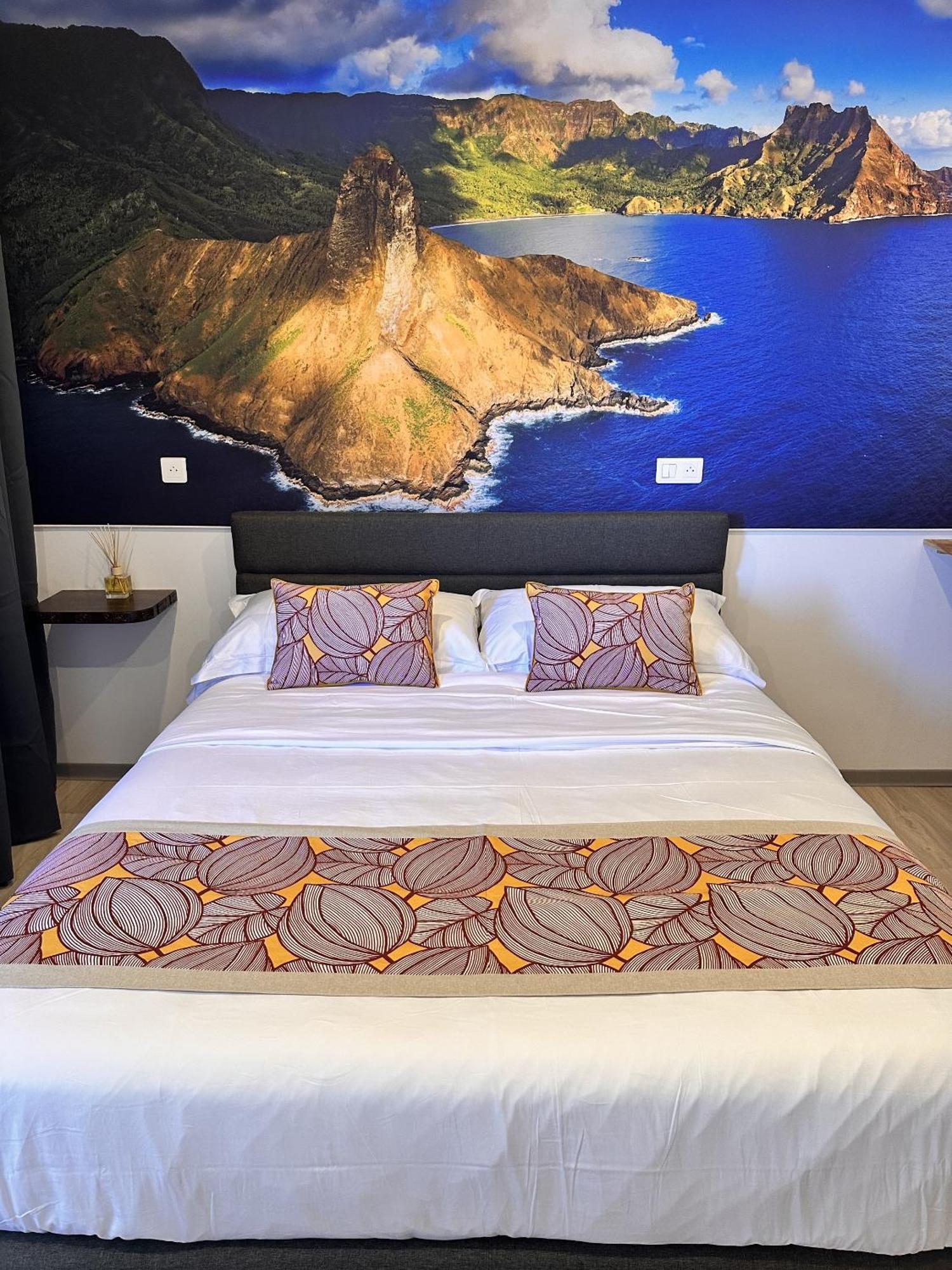 Ononui Lodge Airport, Ocean-View, Private Bathroom And Balcony, Free Wifi And Parking, On-Site Car Rental Faaa ภายนอก รูปภาพ
